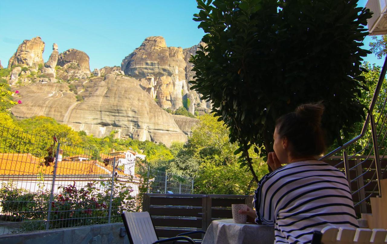 The House Under The Rocks Of Meteora 2 Apartment กาลัมปากา ภายนอก รูปภาพ